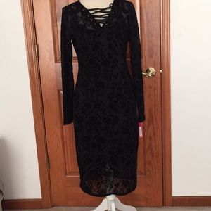 NWT XHilaration Lace Bodycon Dress w/slip